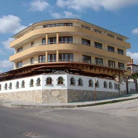 Family Hotel St. Constantine And Helena Ortaköy Dış mekan fotoğraf