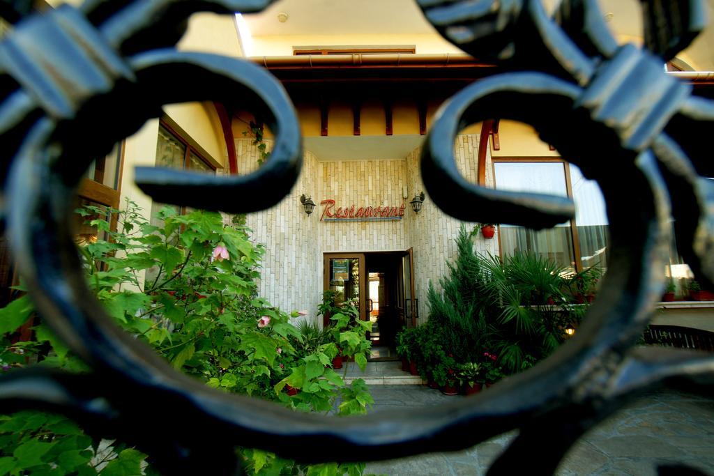 Family Hotel St. Constantine And Helena Ortaköy Dış mekan fotoğraf