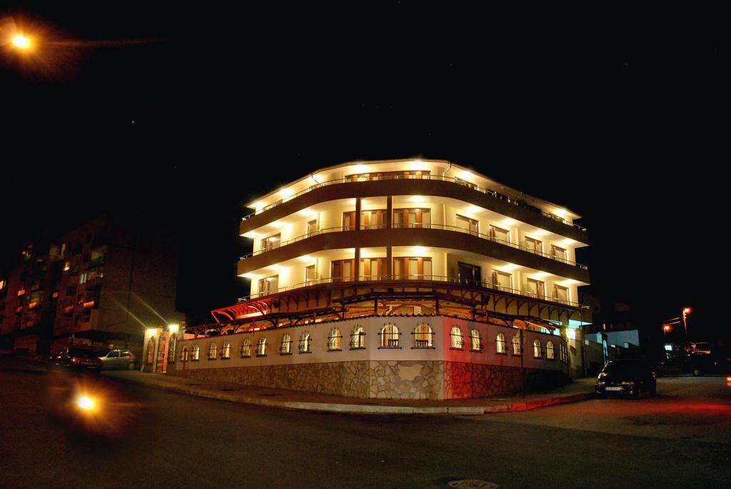 Family Hotel St. Constantine And Helena Ortaköy Dış mekan fotoğraf